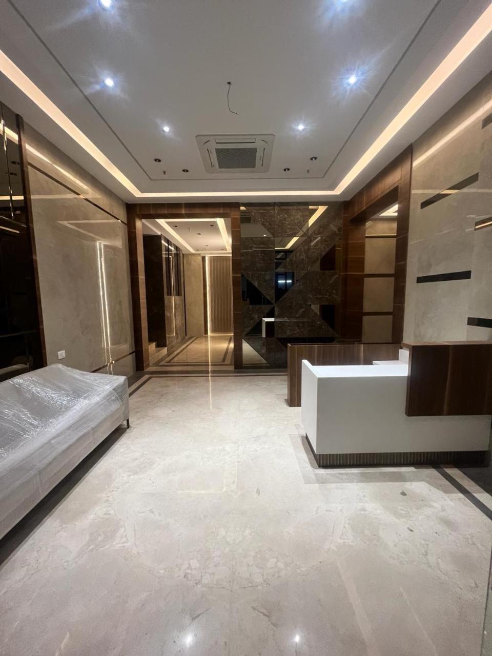 Hsquare Luxury Apartments Goregaon Bombaj Exteriér fotografie